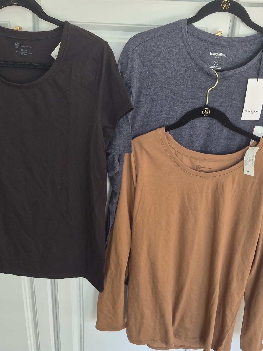 NWT 3 Women's Long Sleeve And Short Sleeve T Trio - Black, Rust, Navy. XXL